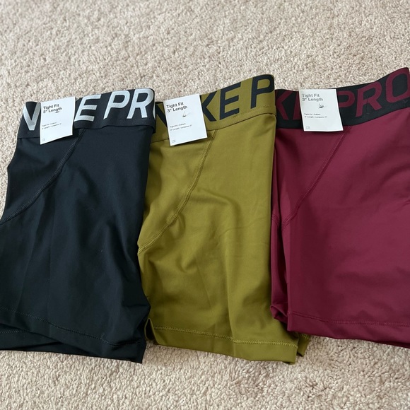 Nike Pro tight fit shorts bundle (3) Sz Large - Picture 4 of 4